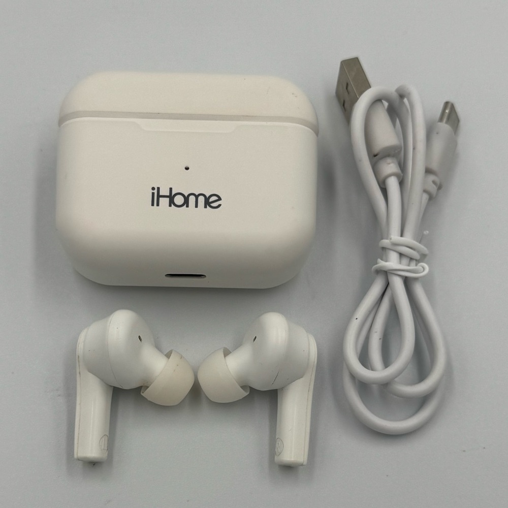 iHome True Wireless White Earbuds with Charging Case & Cable - Picture 3 of 7